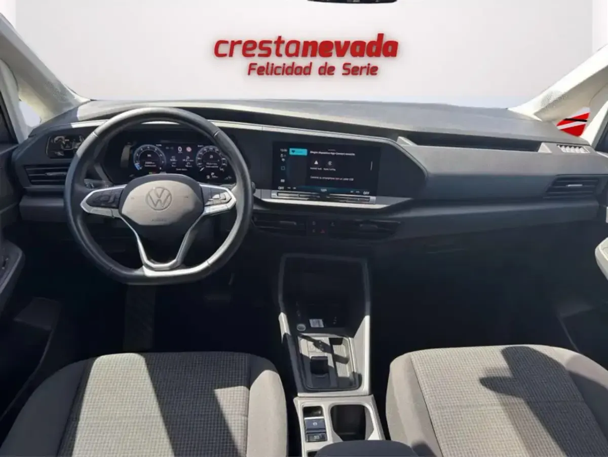 Usado VW Caddy Maxi 116 CV (85 kW) 2025 Gris Monovolumen