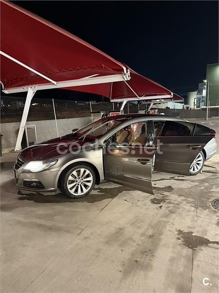 Usado VW Passat 170 CV (125 kW) 2010 Beige Berlina