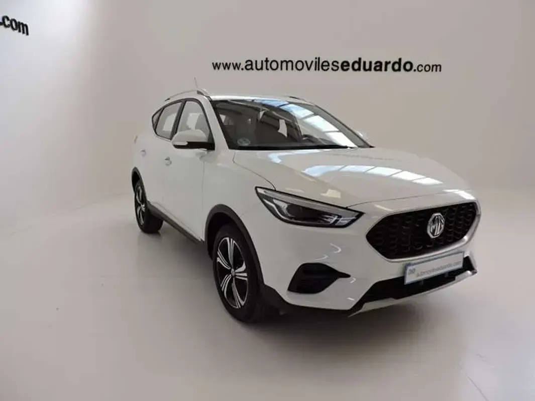 Usado MG ZS Comfort 106 CV (77 kW) 2025 Blanco SUV