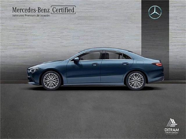 Usado Mercedes CLA250e 218 CV (160 kW) 2023 Azul denim Berlina