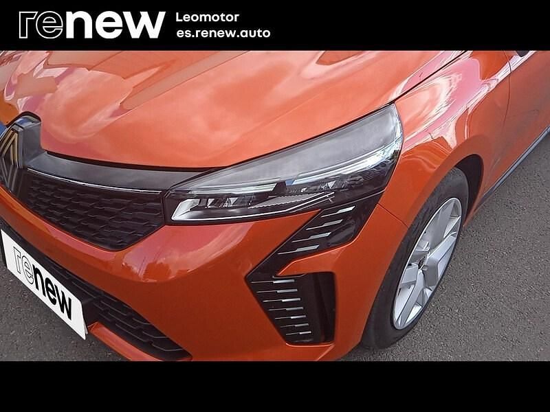 Usado Renault Clio V Evolution 90 CV (66 kW) 2025 Naranja Berlina