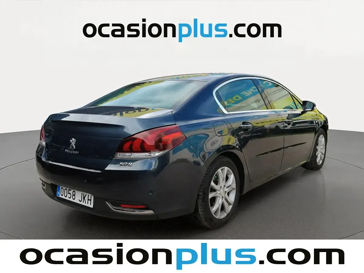 Usado Peugeot 508 Allure 165 CV (121 kW) 2015 Azul Berlina