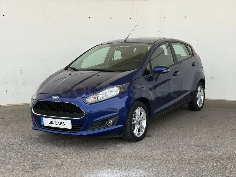 Usado Ford Fiesta Trend 82 CV (60 kW) 2016 Azul Utilitario
