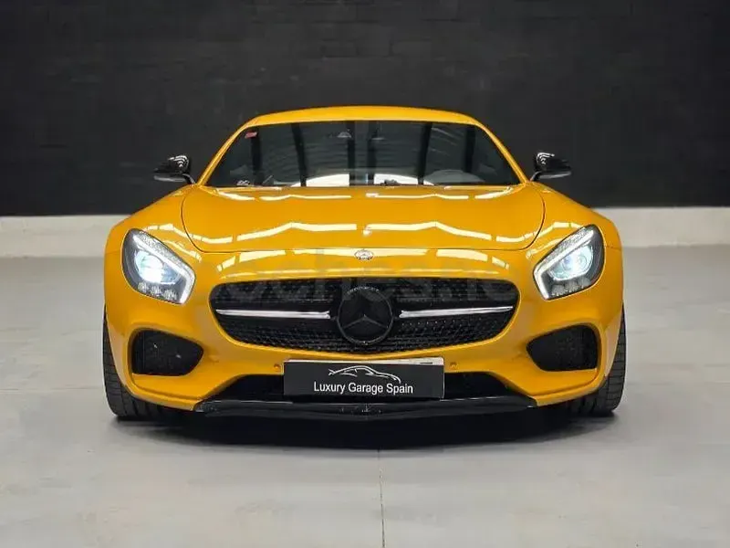 Usado Mercedes AMG GT AMG 462 CV (339 kW) 2016 Amarillo Coupe