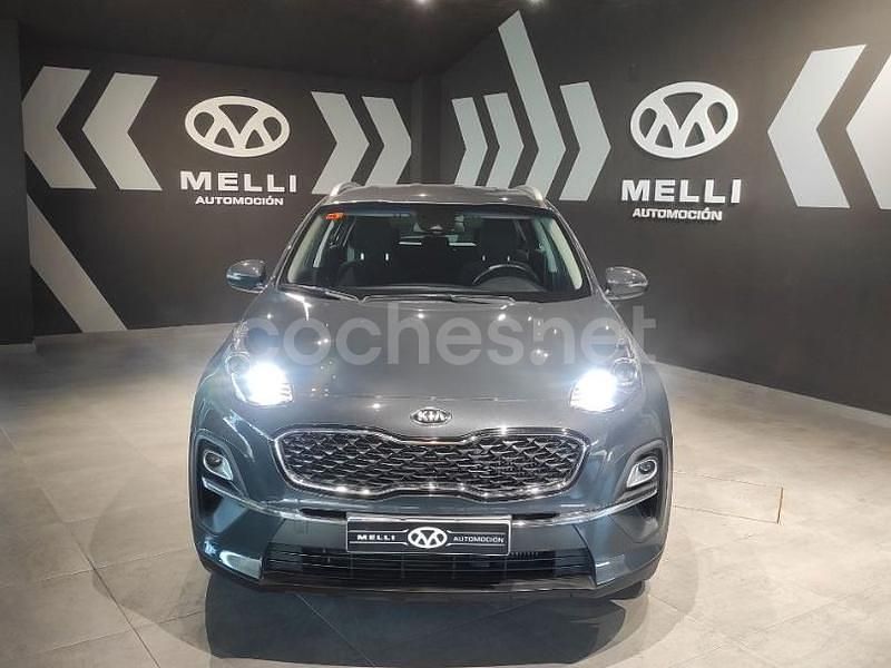 Gris / plata Usado 2021 Kia Sportage Plus SUV | 22.900 € (Un poco caro) - Imagen 1/4