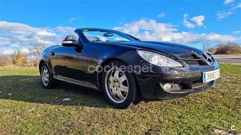 Usado Mercedes SLK200 163 CV (119 kW) 2005 Negro Descapotable