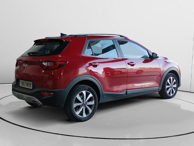 Usado Kia Stonic 84 CV (61 kW) 2023 SUV
