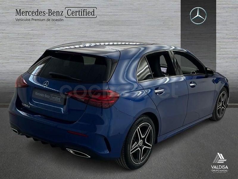 Usado Mercedes A200 AMG line 150 CV (110 kW) 2025 Azul Berlina
