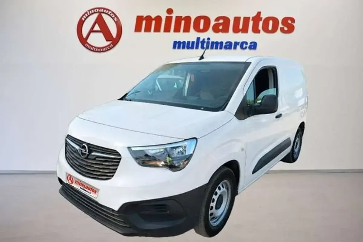 Usado Citroën e-Berlingo 100 kW (136 CV) 2023 Blanco Monovolumen