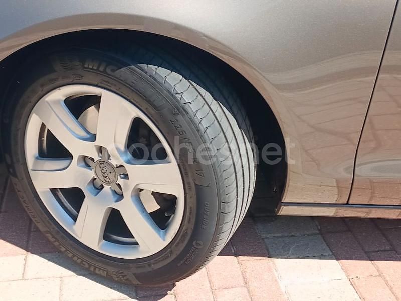 Usado Audi A6 204 CV (150 kW) 2014 Beige Familiar