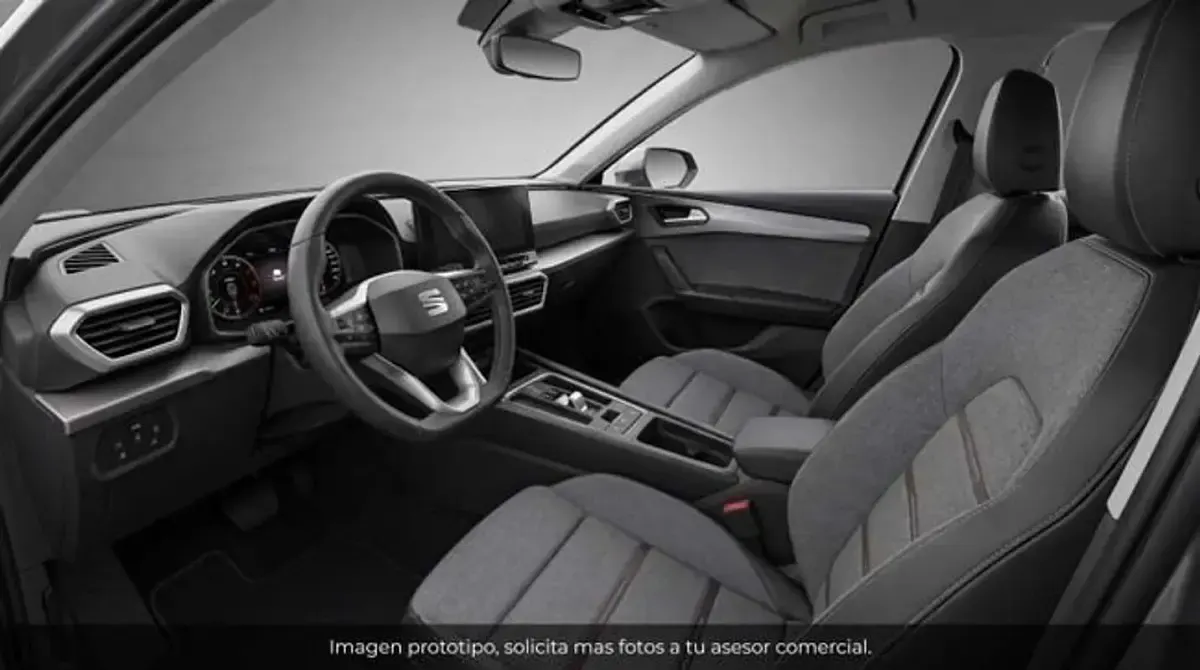 Usado Seat Leon XCELLENCE 150 CV (110 kW) 2021 Blanco Familiar