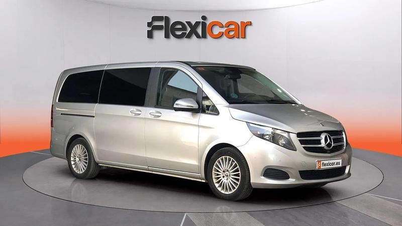 Usado Mercedes V220 163 CV (119 kW) 2019 Gris Monovolumen