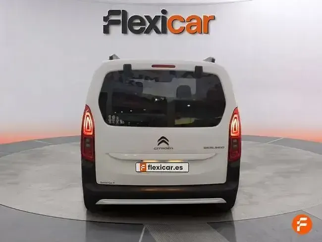 Usado Citroën Berlingo 100 CV (73 kW) 2019 Blanco Monovolumen