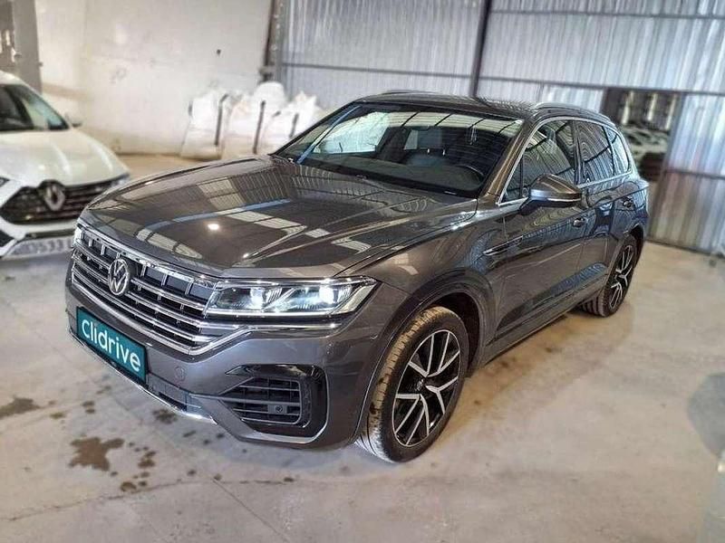 Usado VW Touareg 286 CV (210 kW) 2022 Gris SUV