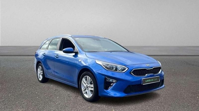 Usado Kia Ceed 120 CV (88 kW) 2021 Azul Utilitario