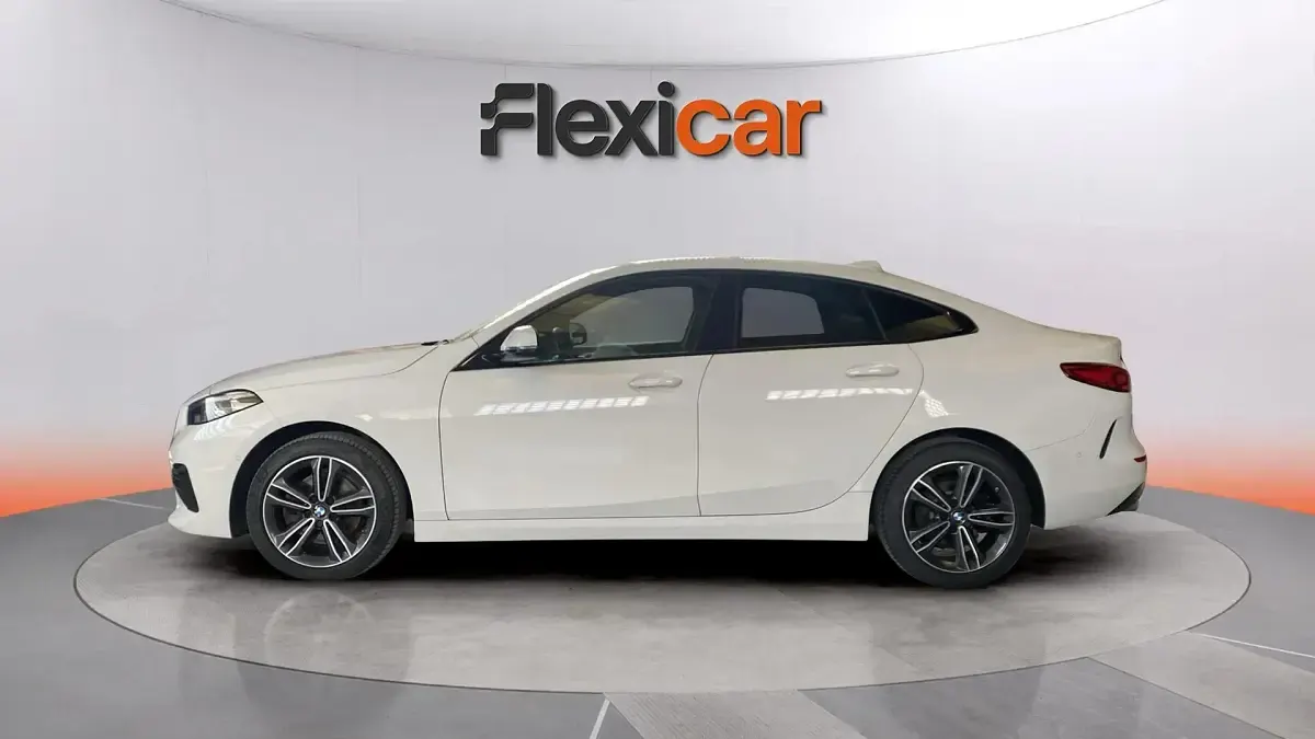 Usado BMW 218 150 CV (110 kW) 2024 Blanco Coupe