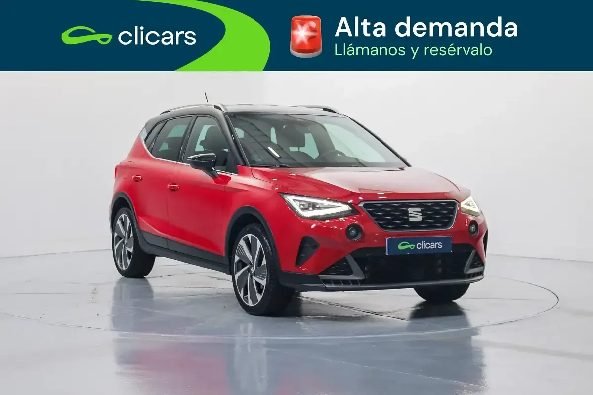 Usado Seat Arona FR 110 CV (80 kW) 2023 Rojo SUV