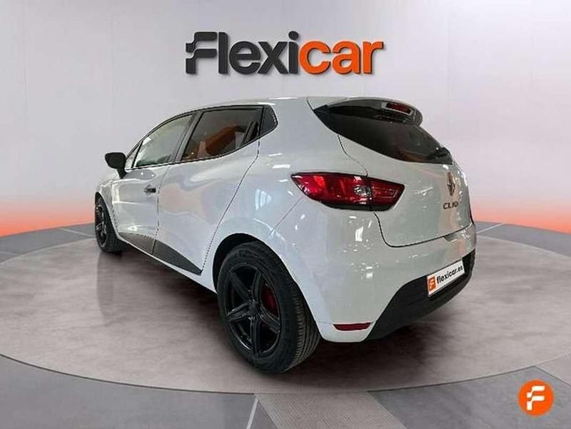 Usado Renault Clio IV Intens 67 CV (49 kW) 2019 Blanco Utilitario