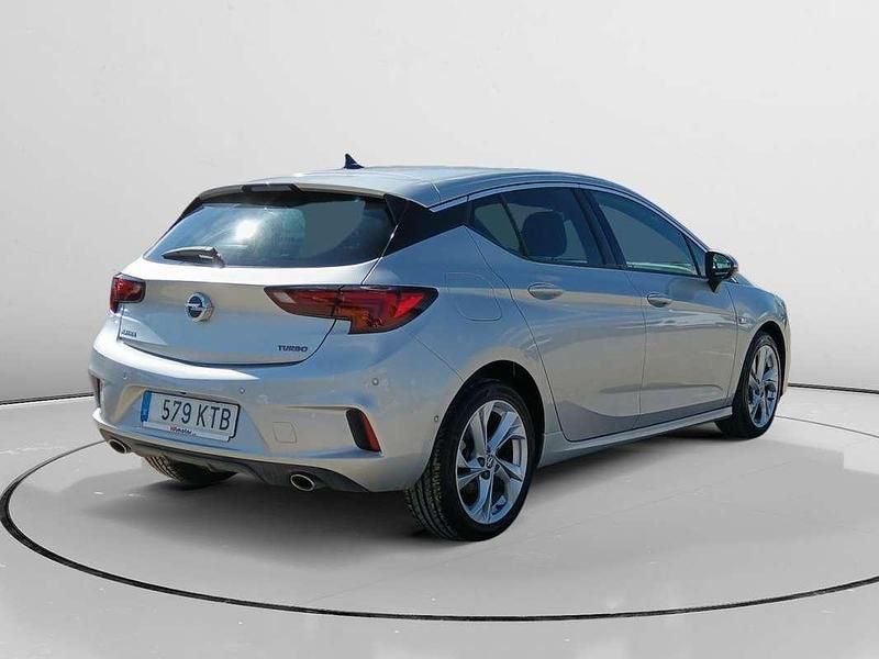 Gris Usado 2019 Opel Astra S Utilitario | 14.360 € (Precio justo) - Imagen 1/4