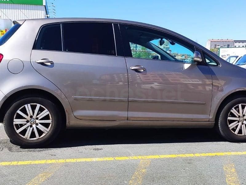 Usado VW Golf Plus Cross Advance 140 CV (102 kW) 2012 Beige Monovolumen