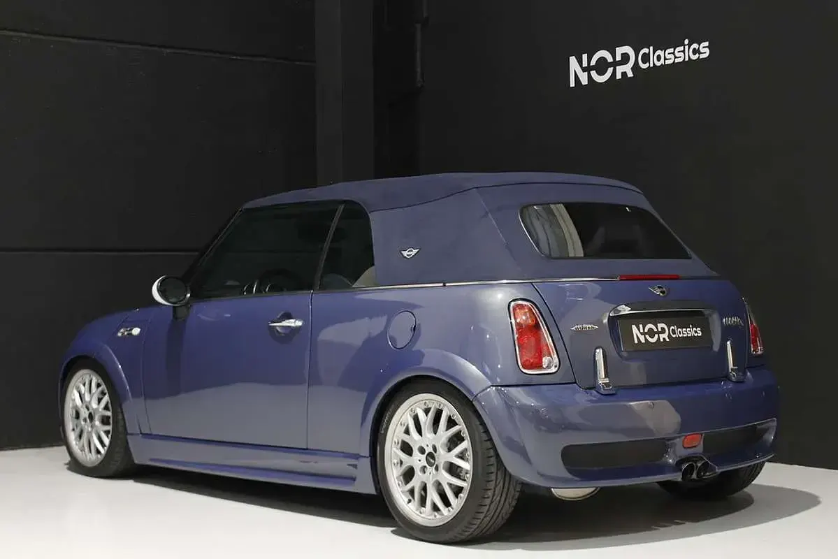 Usado Mini John Cooper Works Cabriolet 211 CV (155 kW) 2009 Azul Descapotable