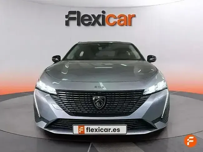 Usado Peugeot 308 Allure 130 CV (95 kW) 2024 Gris