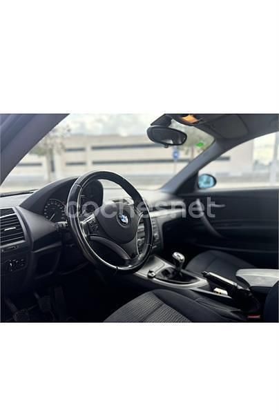 Negro Usado 2007 BMW 118 Utilitario | 5000 € (Super precio) - Imagen 1/3