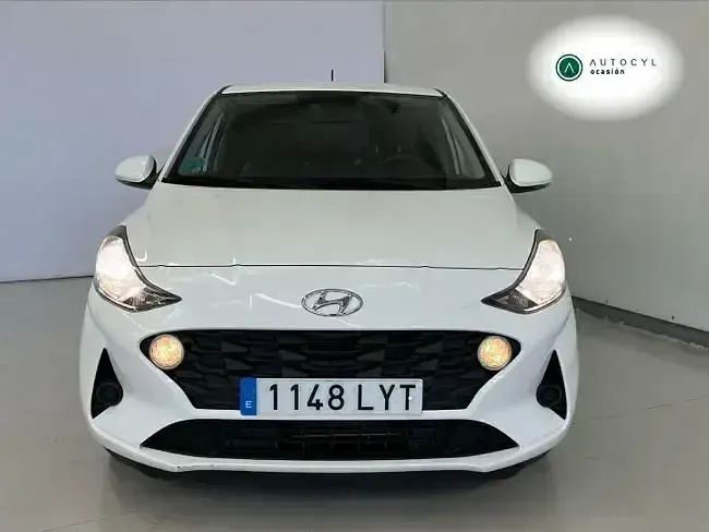 Usado Hyundai i10 66 CV (48 kW) 2022 Blanco Utilitario
