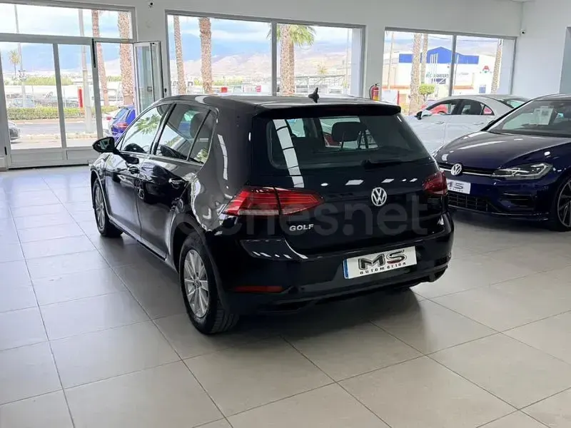 Usado VW Golf VII Business 115 CV (84 kW) 2019 Negro Berlina