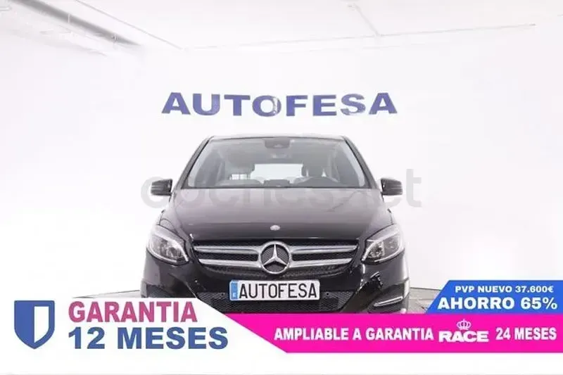 Usado Mercedes B180 109 CV (80 kW) 2016 Negro Utilitario