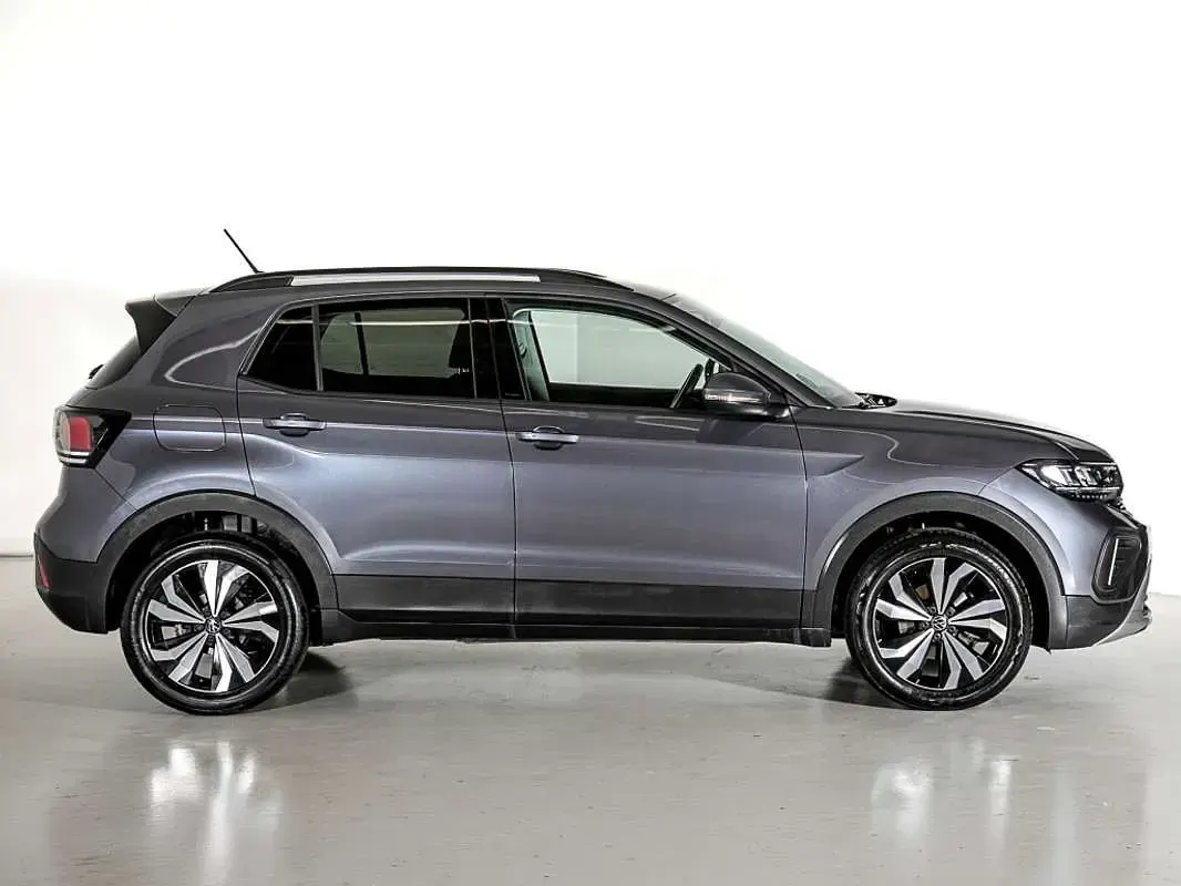 Usado VW T-Cross Life 116 CV (85 kW) 2025 Gris SUV