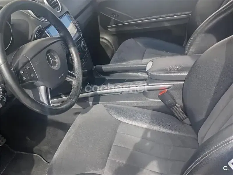 Usado Mercedes ML320 224 CV (164 kW) 2005 Gris / plata SUV