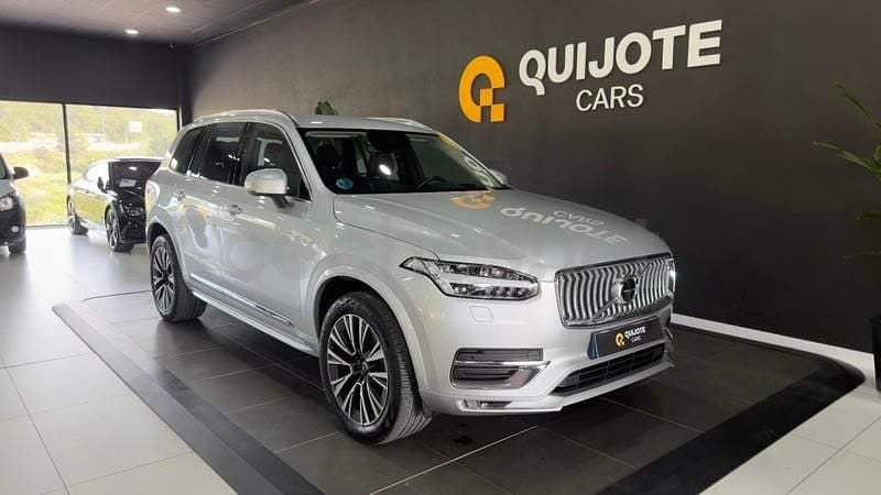Käytetty Volvo XC90 Inscription 235 HP (172 kW) 2022 Harmaa Katumaasturi
