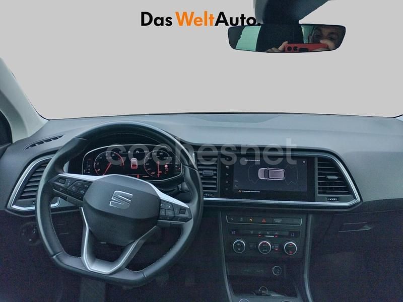 Usado Seat Ateca Style 150 CV (110 kW) 2023 Gris / plata SUV