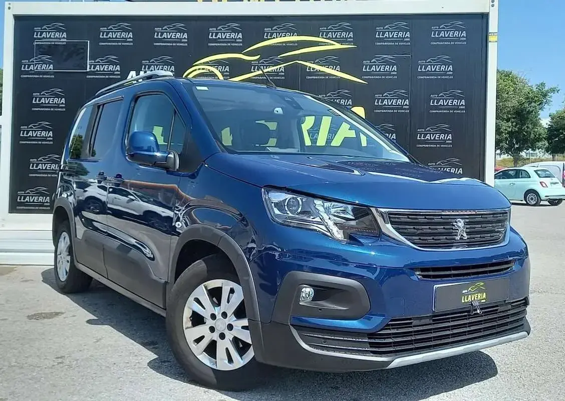 Usado Peugeot Rifter Allure 100 CV (73 kW) 2018 Azul Monovolumen