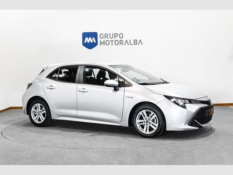 Usado Toyota Corolla Active 122 CV (89 kW) 2021 Gris Familiar