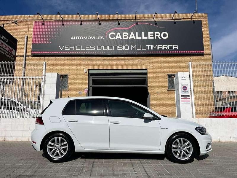 Usado VW Golf VII Advance 150 CV (110 kW) 2019 Blanco Utilitario