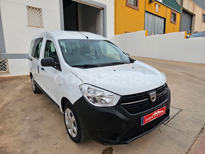 Blanco Usado 2018 Dacia Dokker Ambiance Van | 9999 € (Un poco caro) - Imagen 1/4