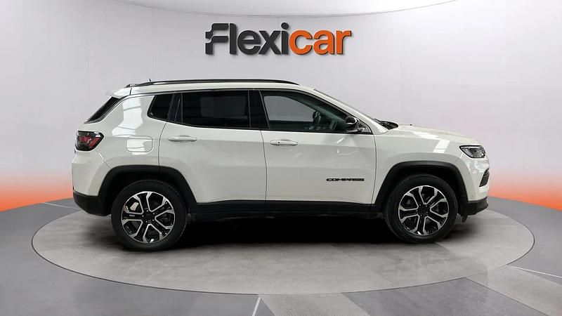 Usado Jeep Compass Longitude 131 CV (96 kW) 2022 Blanco SUV