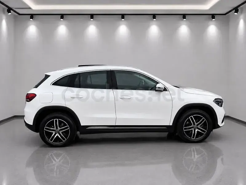 Usado Mercedes GLA250 218 CV (160 kW) 2022 Blanco SUV