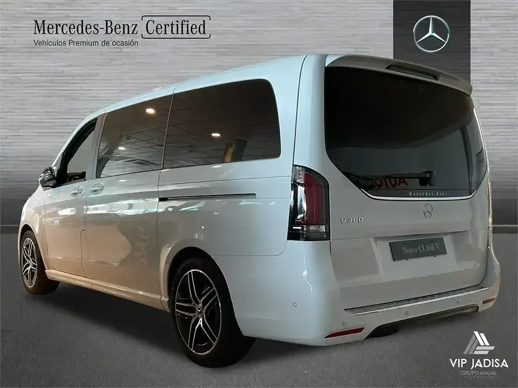 Nuevo Mercedes V300 Style 231 CV (169 kW) 2025 Amarillo Monovolumen