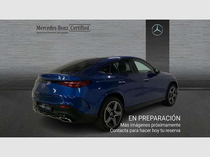 Usado Mercedes GLC300e 333 CV (244 kW) 2024 Azul Coupe