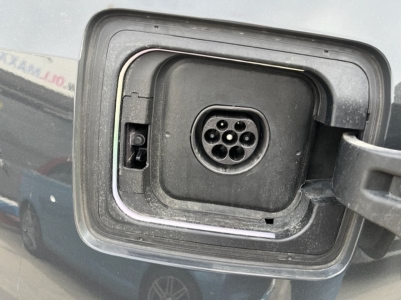 Usado BMW i3 75 kW (102 CV) 2015 Negro metalico Utilitario