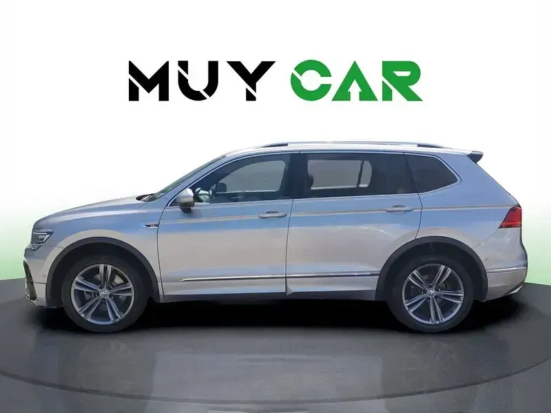 Usado VW Tiguan Allspace Sportline 200 CV (147 kW) 2020 Plateado SUV