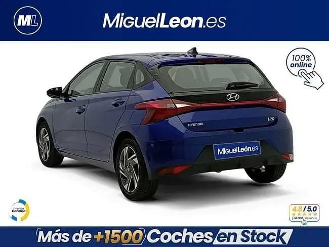 Usado Hyundai i20 84 CV (61 kW) 2022 Azul Utilitario