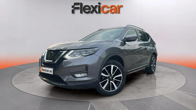 Usado Nissan X-Trail Tekna 160 CV (117 kW) 2020 Gris SUV