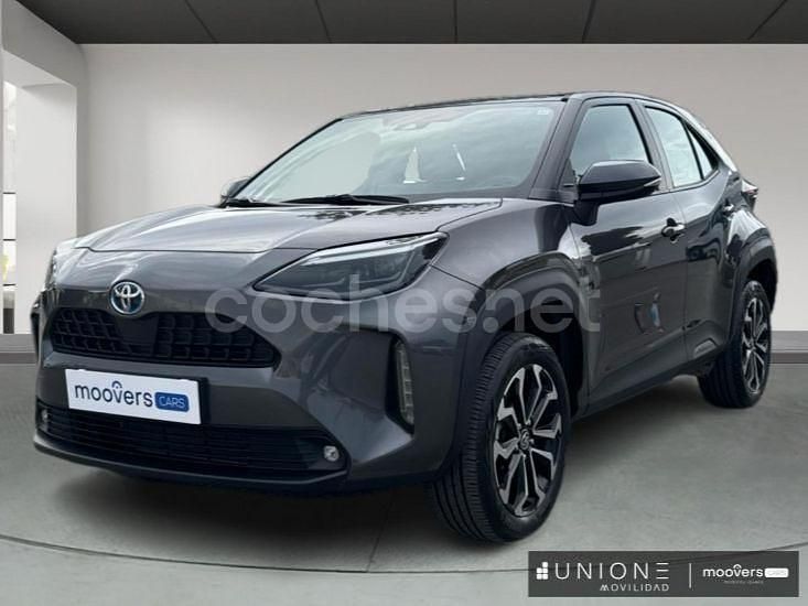 Gris / plata Usado 2024 Toyota Yaris Cross Active SUV | 24.740 € (Precio justo) - Imagen 1/4