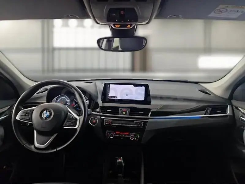 Usado BMW X1 220 CV (161 kW) 2021 Gris / plata SUV