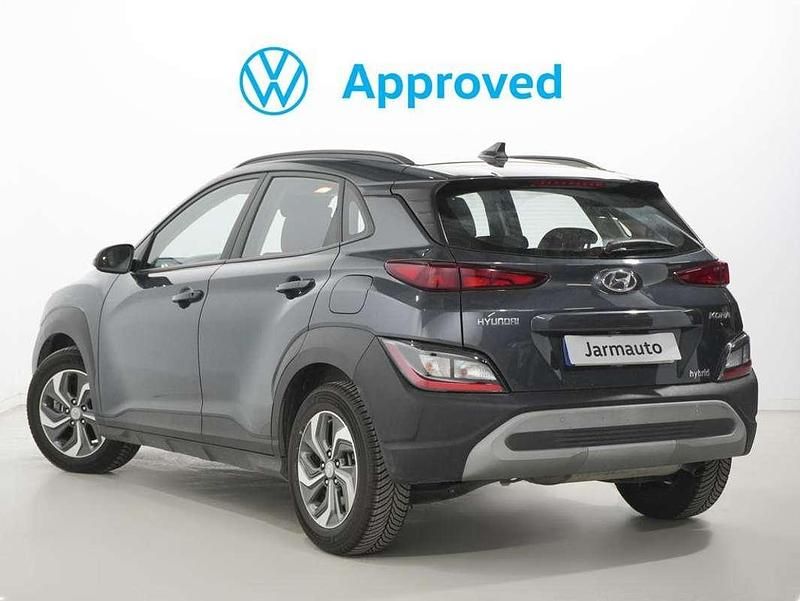 Usado Hyundai Kona 141 HP (103 kW) 2022 Cinzento SUV