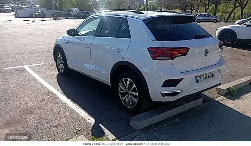 Usado VW T-Roc Advance 110 CV (80 kW) 2022 Blanco SUV